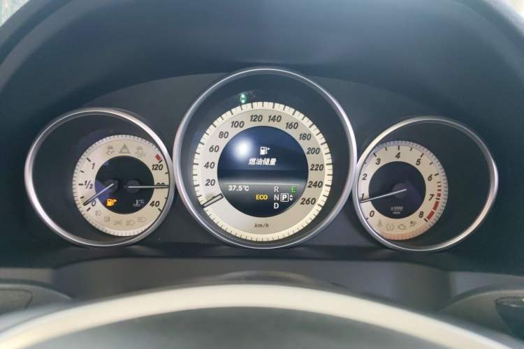 Used Mercedes-Benz E-Class 2014 E 200 Coupe Instrument Cluster