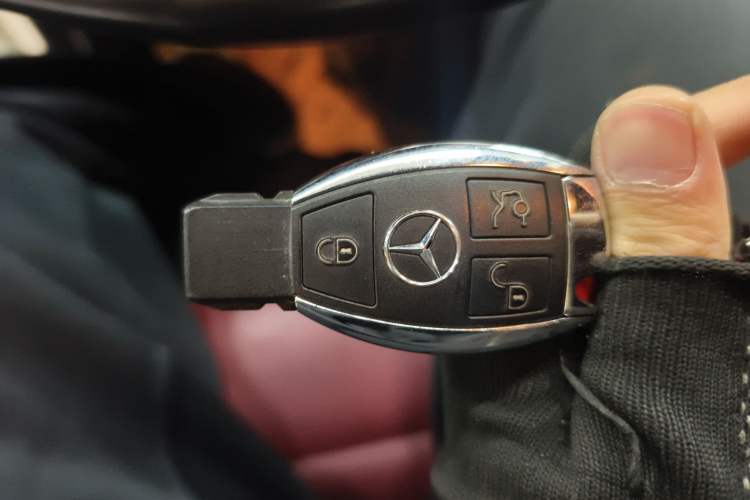 Used Mercedes-Benz E-Class 2014 E 200 Coupe Interior 1