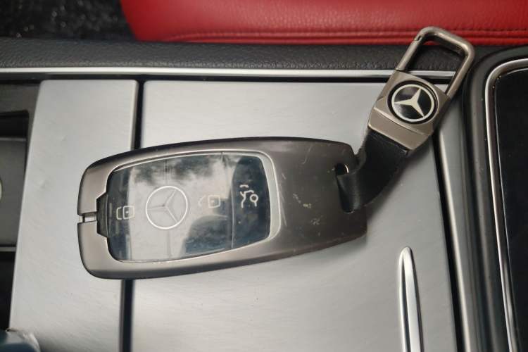Used Mercedes-Benz E-Class 2014 E 260 Coupe Interior 1