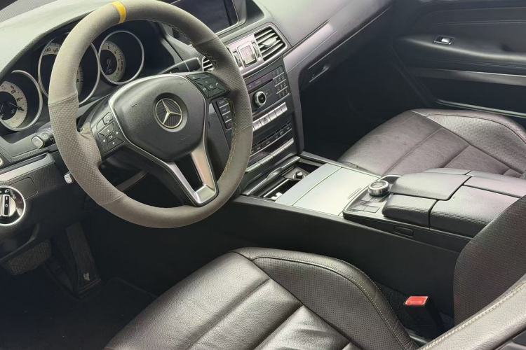 Used Mercedes-Benz E-Class 2014 E 260 Coupe Interior 2