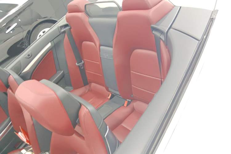 Used Mercedes-Benz E-Class 2014 E 260 Convertible Coupe Interior 4