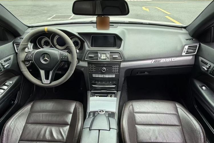 Used Mercedes-Benz E-Class 2014 E 260 Coupe Interior 4