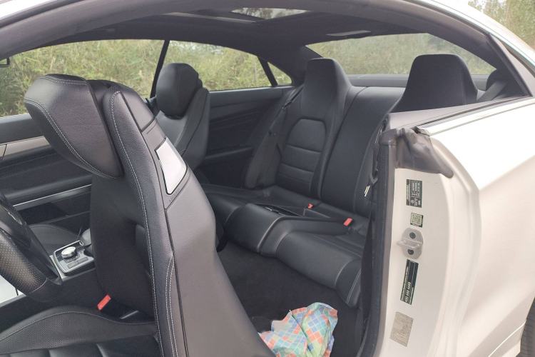 Used Mercedes-Benz E-Class 2014 E 260 Coupe Interior 5