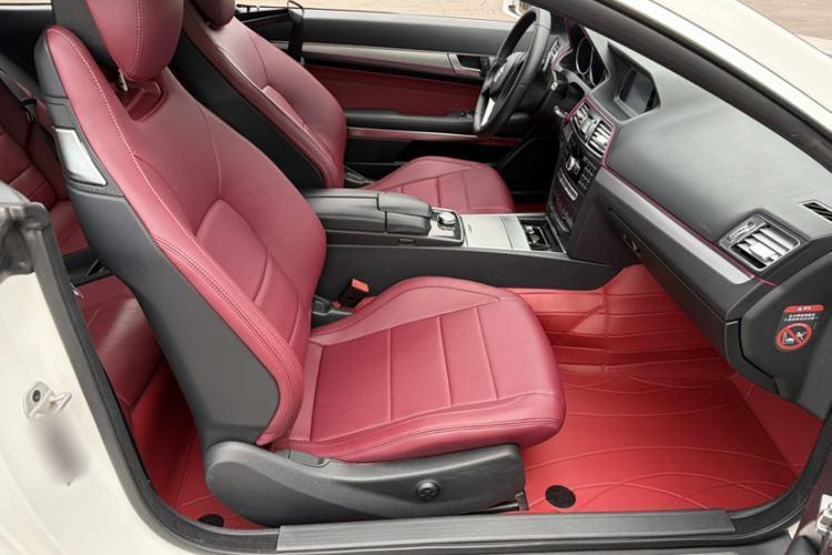 Used Mercedes-Benz E-Class 2014 E 200 Coupe Interior 6