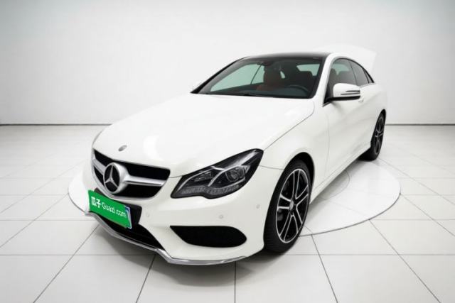 Ojetý Mercedes-Benz E-Class 2014 E 200 Coupe