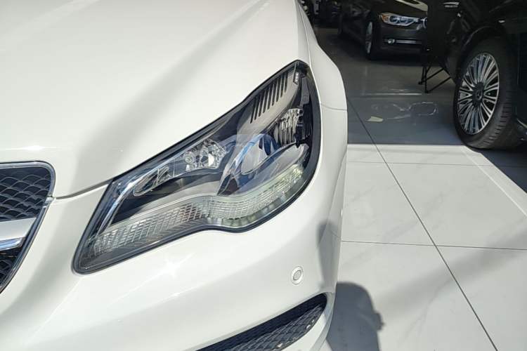 Used Mercedes-Benz E-Class 2014 E 200 Coupe Left Front Headlight