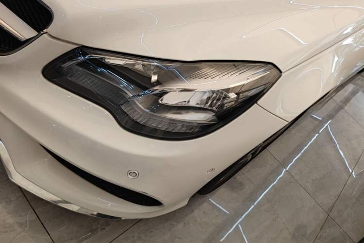 Used Mercedes-Benz E-Class 2014 E 200 Coupe Left Front Headlight