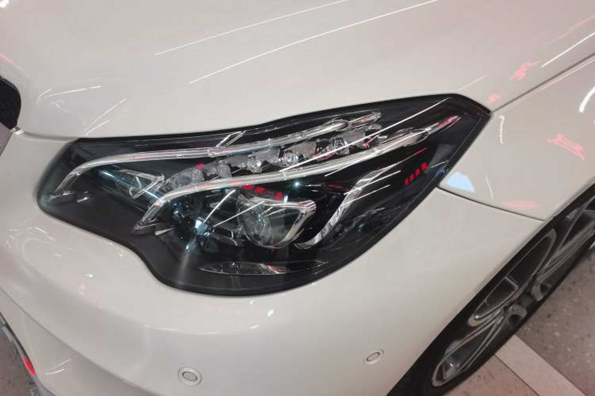 Used Mercedes-Benz E-Class 2014 E 260 Convertible Coupe Left Front Headlight