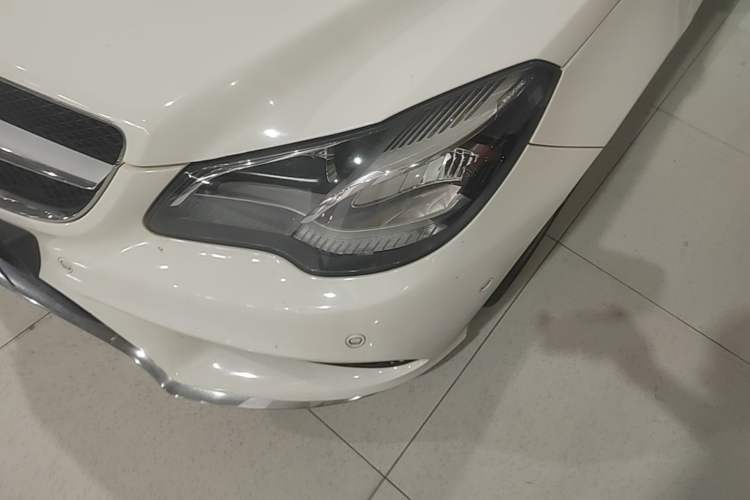 Used Mercedes-Benz E-Class 2014 E 200 Coupe Left Front Headlight