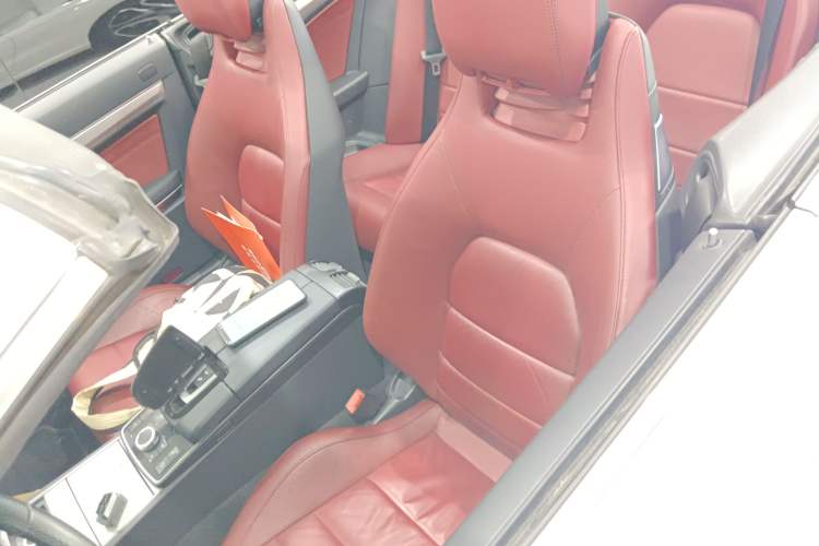 Used Mercedes-Benz E-Class 2014 E 260 Convertible Coupe Left Front Seat