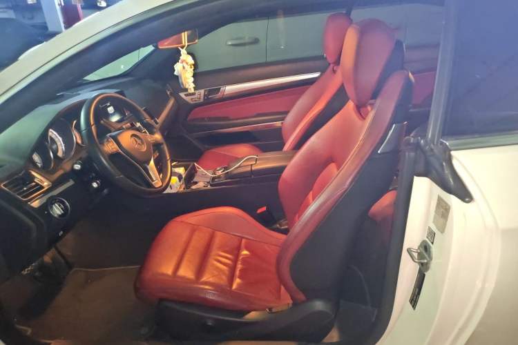 Used Mercedes-Benz E-Class 2014 E 200 Coupe Left Front Seat