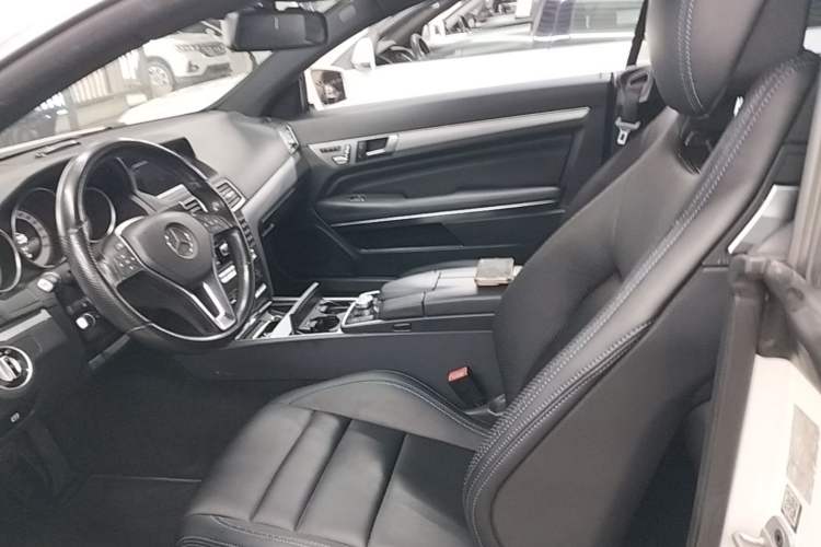 Used Mercedes-Benz E-Class 2014 E 200 Coupe Left Front Seat