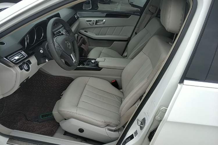 Used Mercedes-Benz E-Class 2014 E 300 L Sport Edition Left Front Seat