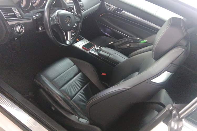 Used Mercedes-Benz E-Class 2014 E 200 Coupe Left Front Seat