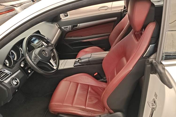 Used Mercedes-Benz E-Class 2014 E 200 Coupe Left Front Seat