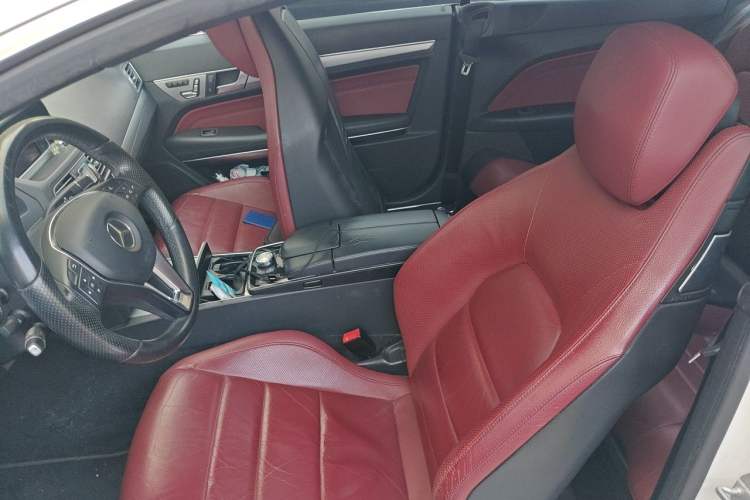 Used Mercedes-Benz E-Class 2014 E 200 Coupe Left Front Seat