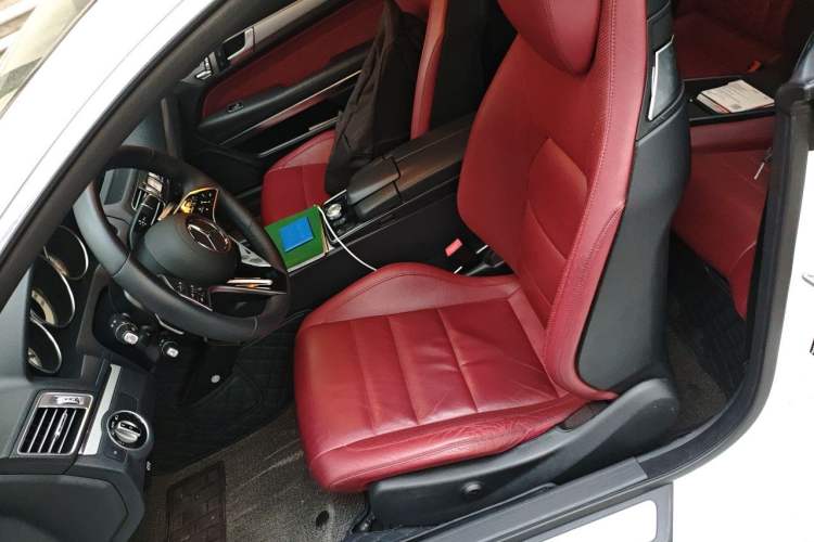 Used Mercedes-Benz E-Class 2014 E 200 Coupe Left Front Seat