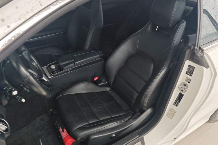 Used Mercedes-Benz E-Class 2014 E 260 Coupe Left Front Seat