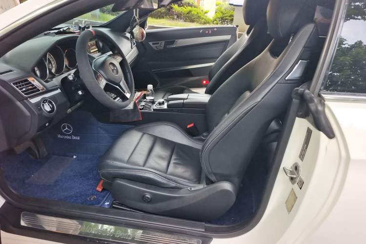 Used Mercedes-Benz E-Class 2014 E 200 Coupe Left Front Seat
