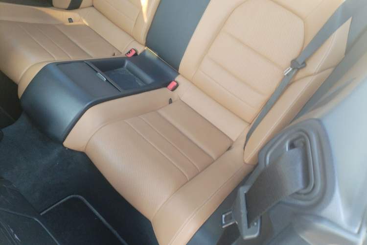 Used Mercedes-Benz E-Class 2014 E 200 Coupe Left Rear Seat