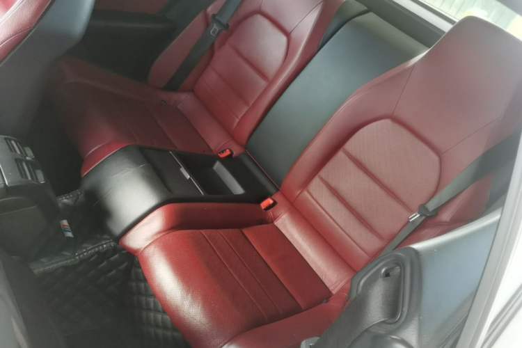 Used Mercedes-Benz E-Class 2014 E 260 Coupe Left Rear Seat