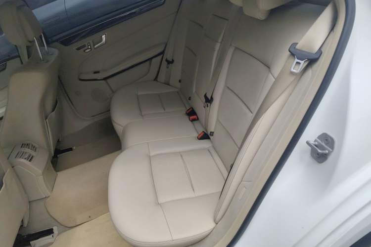 Used Mercedes-Benz E-Class 2014 E 260 L Sport Edition Left Rear Seat