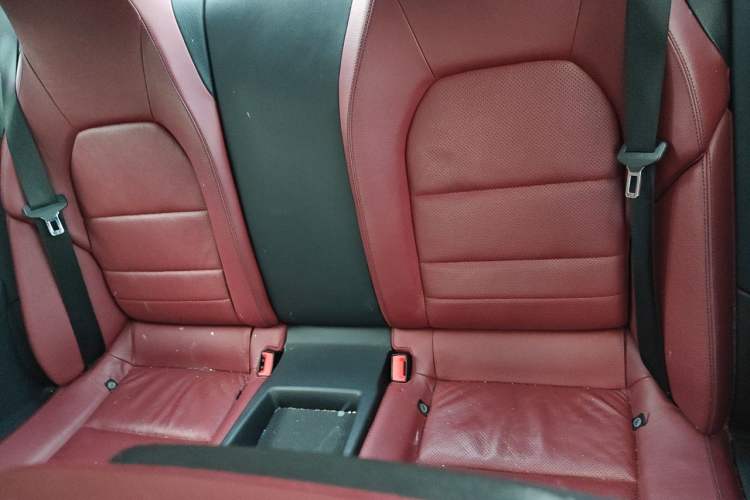 Used Mercedes-Benz E-Class 2014 E 200 Coupe Left Rear Seat
