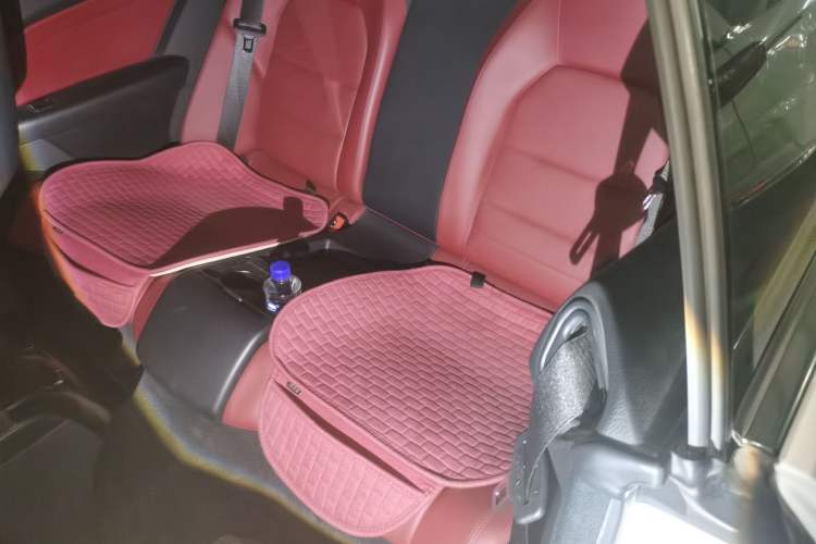 Used Mercedes-Benz E-Class 2014 E 200 Coupe Left Rear Seat