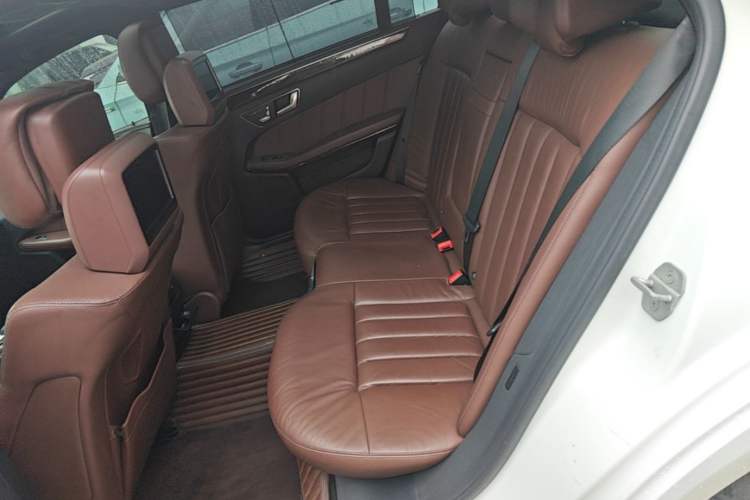 Used Mercedes-Benz E-Class 2014 E 300 L Left Rear Seat