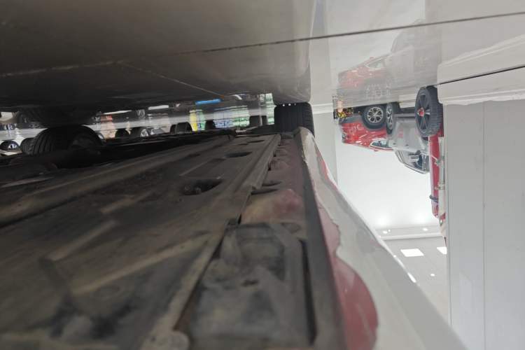 Used Mercedes-Benz E-Class 2014 E 200 Coupe Left Side Sill