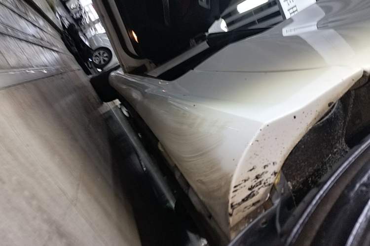 Used Mercedes-Benz E-Class 2014 E 200 Coupe Left Side Sill