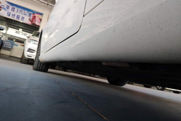 Used Mercedes-Benz E-Class 2014 E 200 Coupe Left Side Sill