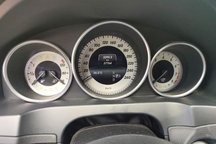 Used Mercedes-Benz E-Class 2014 E 200 Coupe Odometer Close Up