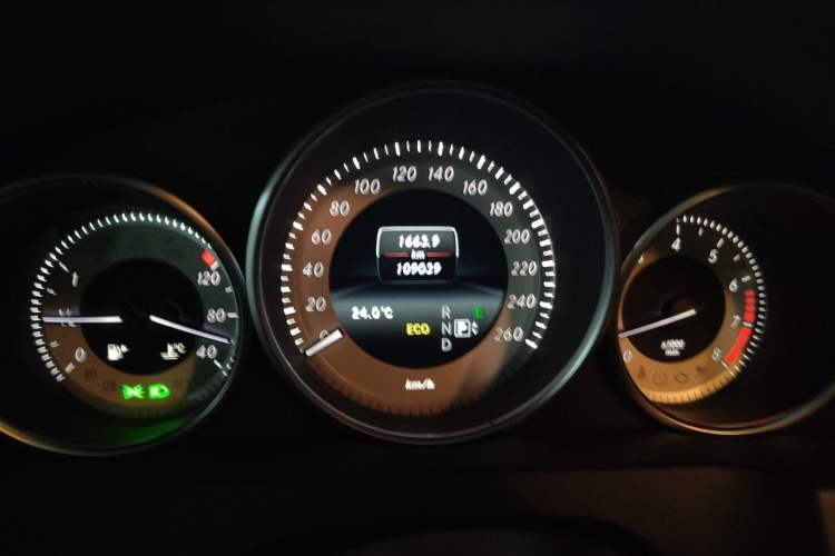 Used Mercedes-Benz E-Class 2014 E 200 Coupe Odometer Close Up