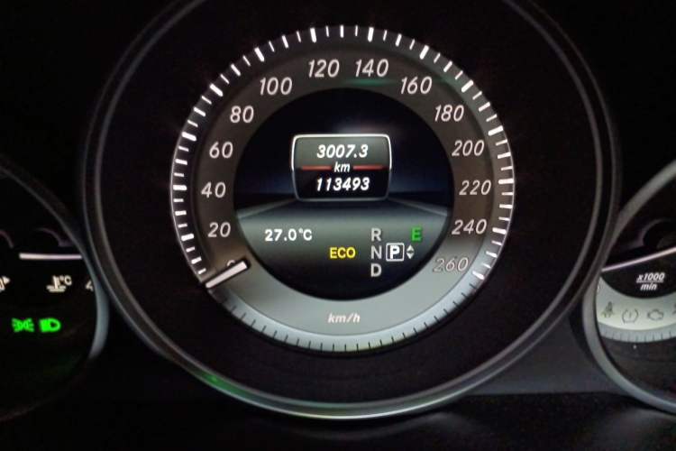 Used Mercedes-Benz E-Class 2014 E 200 Coupe Odometer Close Up