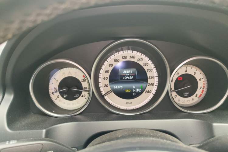 Used Mercedes-Benz E-Class 2014 E 200 Coupe Odometer Close Up