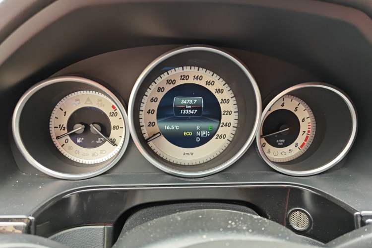 Used Mercedes-Benz E-Class 2014 Restyled E 260 L Sport Edition Odometer Close Up