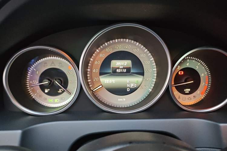 Used Mercedes-Benz E-Class 2014 E 200 Coupe Odometer Close Up