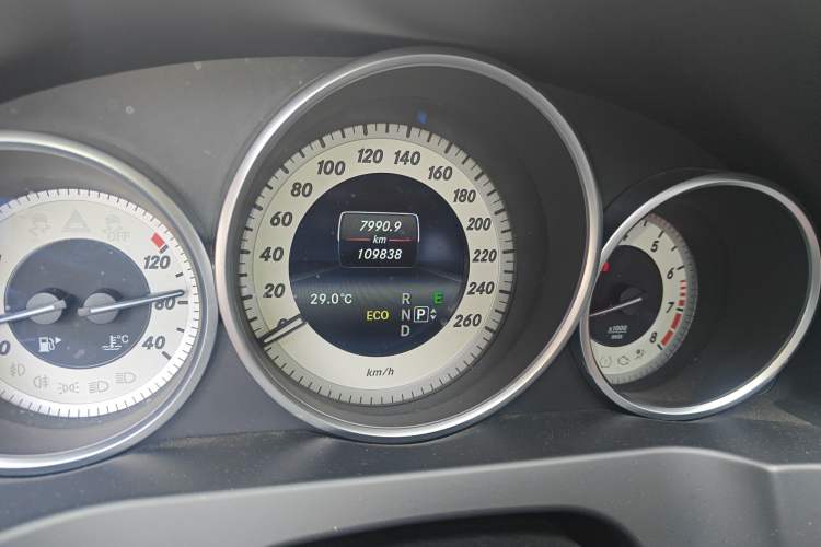 Used Mercedes-Benz E-Class 2014 E 200 Coupe Odometer Close Up
