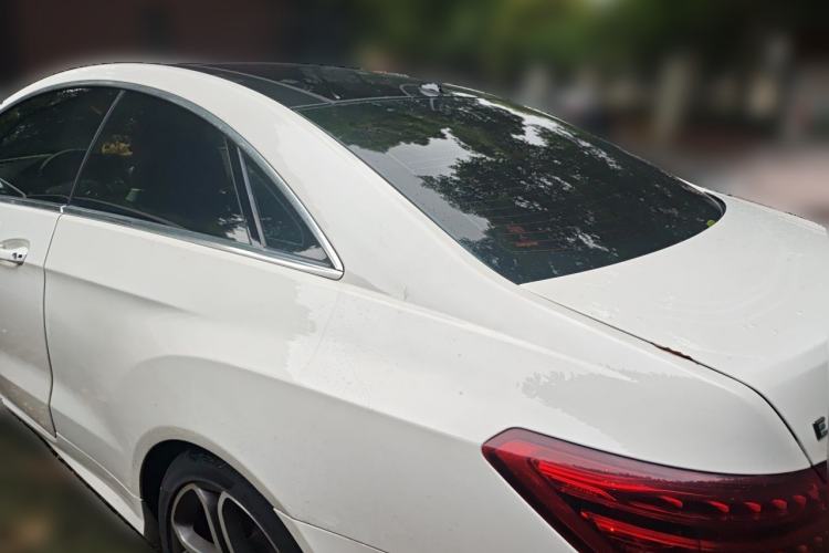 Used Mercedes-Benz E-Class 2014 E 260 Coupe Rear Left 45 Deg