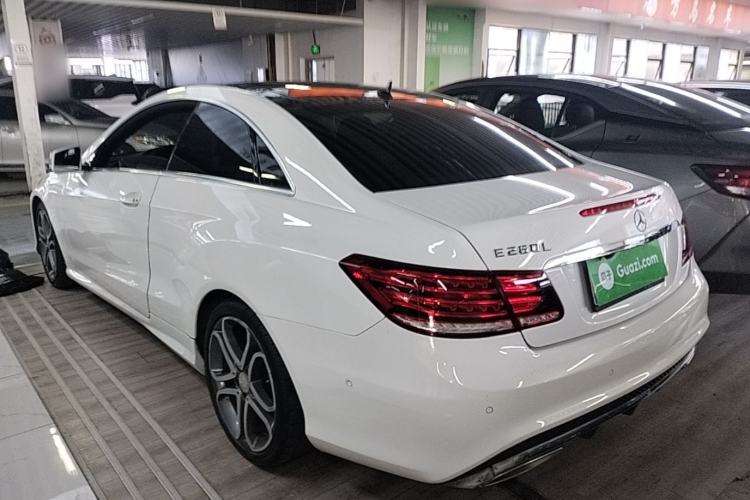 Used Mercedes-Benz E-Class 2014 E 200 Coupe Rear Left 45 Deg