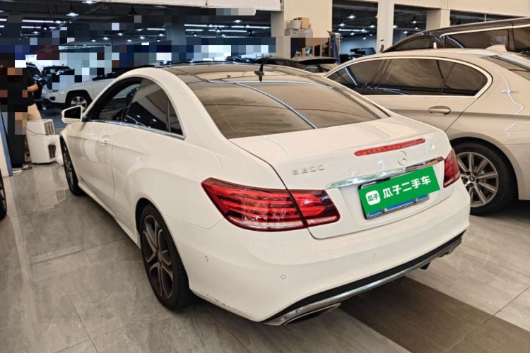 Used Mercedes-Benz E-Class 2014 E 200 Coupe Rear Left 45 Deg