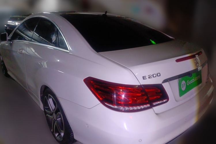 Used Mercedes-Benz E-Class 2014 E 200 Coupe Rear Left 45 Deg