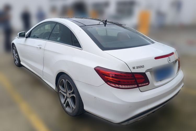 Used Mercedes-Benz E-Class 2014 E 200 Coupe Rear Left 45 Deg