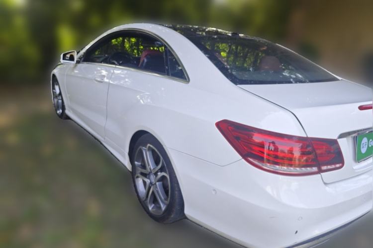 Used Mercedes-Benz E-Class 2014 E 200 Coupe Rear Left 45 Deg