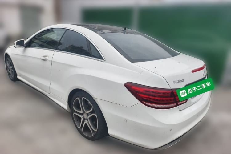 Used Mercedes-Benz E-Class 2014 E 200 Coupe Rear Left 45 Deg