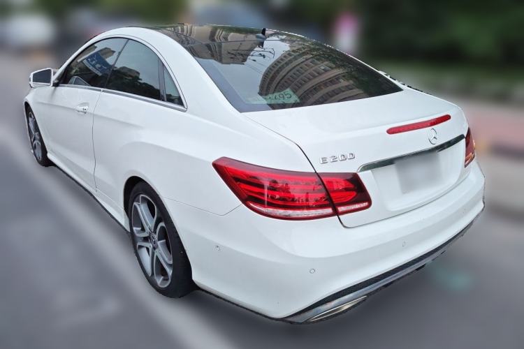 Used Mercedes-Benz E-Class 2014 E 200 Coupe Rear Left 45 Deg