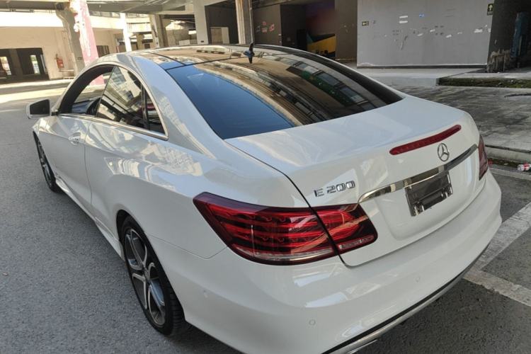 Used Mercedes-Benz E-Class 2014 E 200 Coupe Rear Left 45 Deg