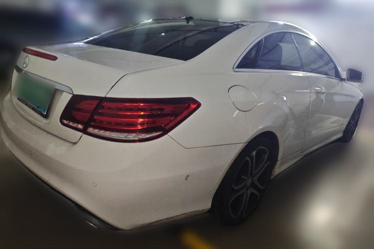 Used Mercedes-Benz E-Class 2014 E 200 Coupe Rear Right 45 Deg