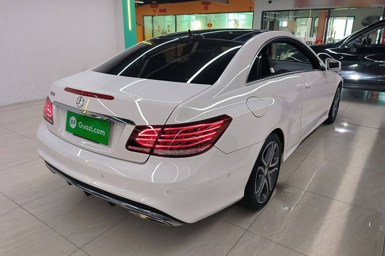 Used Mercedes-Benz E-Class 2014 E 200 Coupe Rear Right 45 Deg